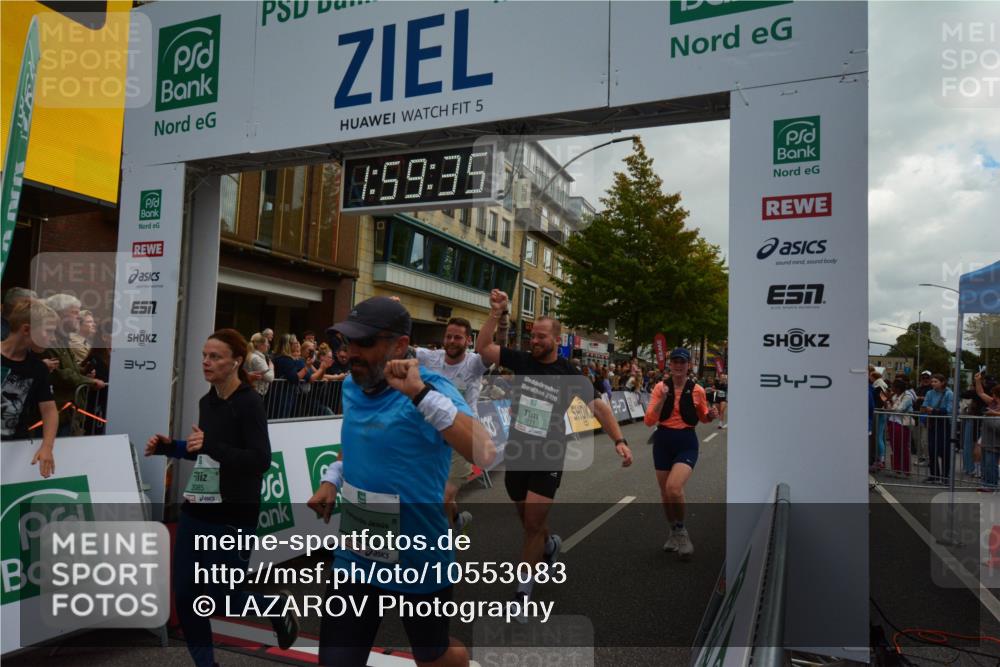 20.09.2026 - PSD Bank Halbmarathon LAZAROV Photography http://msf.ph/oto/10553083 20.09.2026 11:59:34 Ziel 1093, 1095, 1098, 1279, 2085, 2208, 2439, 2670, 2736, 3066, 3390, 3771, 3772, 4711 meine-sportfotos.de
