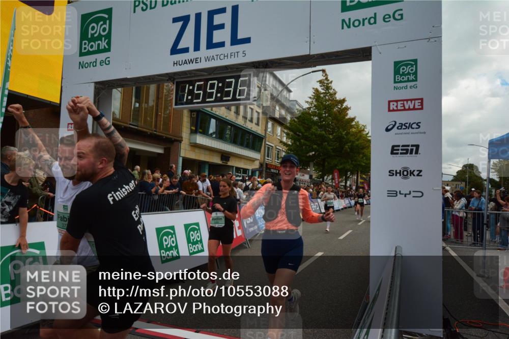 20.09.2026 - PSD Bank Halbmarathon LAZAROV Photography http://msf.ph/oto/10553088 20.09.2026 11:59:35 Ziel 1093, 1095, 1098, 1279, 2085, 2208, 2439, 2670, 2736, 3066, 3390, 3771, 3772, 4711 meine-sportfotos.de