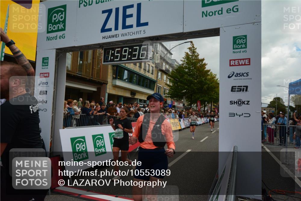 20.09.2026 - PSD Bank Halbmarathon LAZAROV Photography http://msf.ph/oto/10553089 20.09.2026 11:59:35 Ziel 1093, 1095, 1098, 1279, 2085, 2208, 2439, 2670, 2736, 3066, 3390, 3771, 3772, 4711 meine-sportfotos.de
