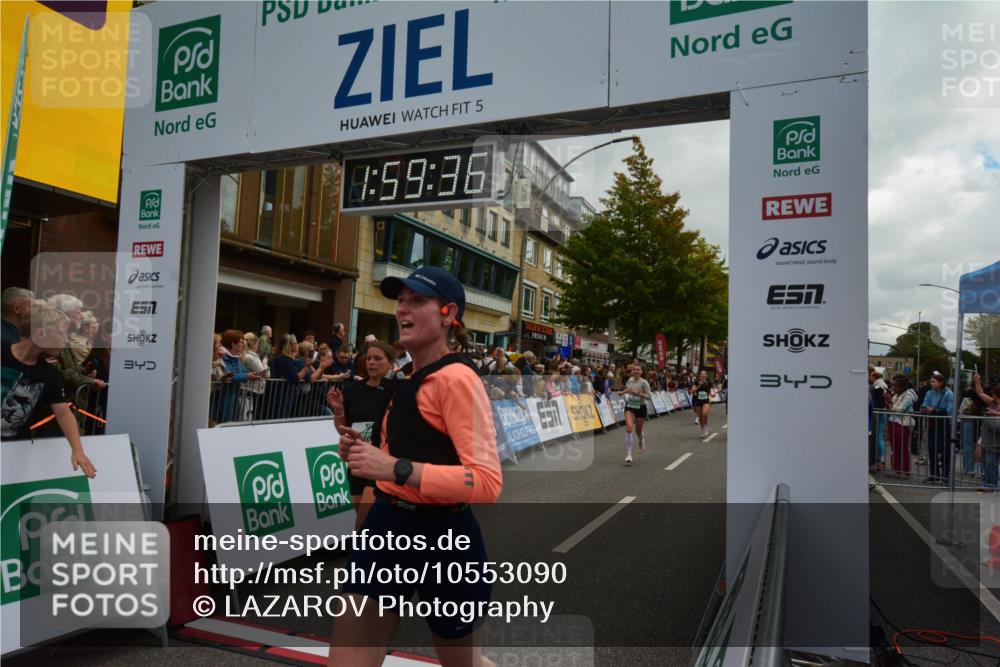 20.09.2026 - PSD Bank Halbmarathon LAZAROV Photography http://msf.ph/oto/10553090 20.09.2026 11:59:35 Ziel 1093, 1095, 1098, 1279, 2085, 2208, 2439, 2670, 2736, 3066, 3390, 3771, 3772, 4711 meine-sportfotos.de