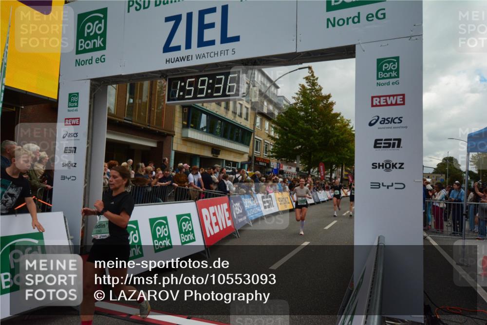 20.09.2026 - PSD Bank Halbmarathon LAZAROV Photography http://msf.ph/oto/10553093 20.09.2026 11:59:36 Ziel 1093, 1098, 1279, 2085, 2208, 2439, 2670, 2736, 3066, 3390, 3771, 3772, 4711 meine-sportfotos.de