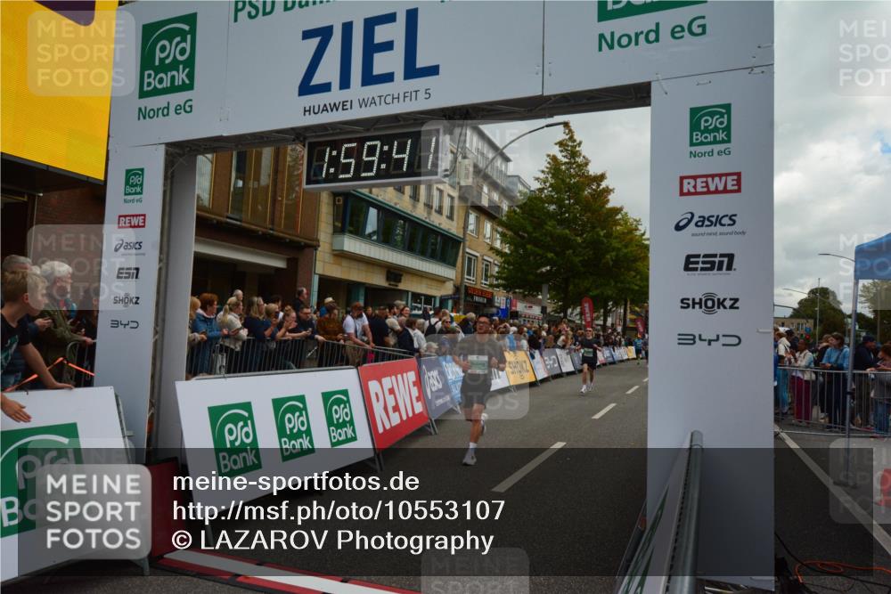 20.09.2026 - PSD Bank Halbmarathon LAZAROV Photography http://msf.ph/oto/10553107 20.09.2026 11:59:41 Ziel 1279, 2085, 2168, 2170, 2208, 2439, 2670, 3066, 3390, 3578, 3771, 3772, 3800, 4493, 4494, 4495, 4711 meine-sportfotos.de