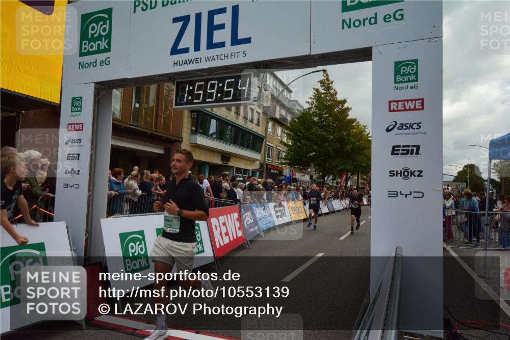 20.09.2026 - PSD Bank Halbmarathon LAZAROV Photography http://msf.ph/oto/10553139 20.09.2026 11:59:54 Ziel 1112, 1265, 1454, 2168, 2170, 2186, 2238, 2470, 3578, 3800, 4493, 4494, 4495, 4670 meine-sportfotos.de
