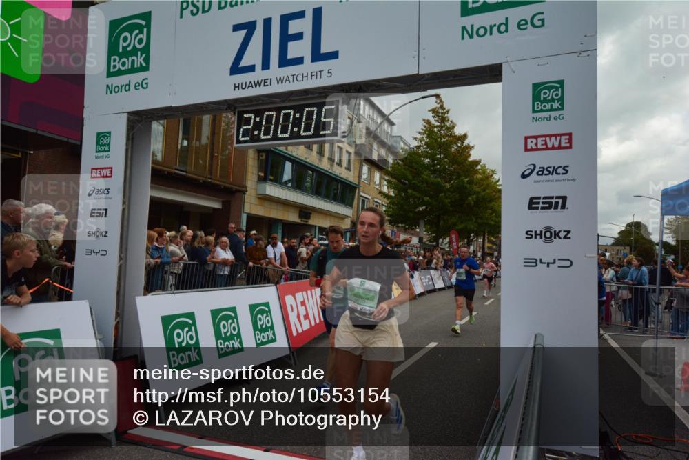 20.09.2026 - PSD Bank Halbmarathon LAZAROV Photography http://msf.ph/oto/10553154 20.09.2026 12:00:04 Ziel 1112, 1788, 1927, 2186, 2238, 2693, 3146, 4670 meine-sportfotos.de