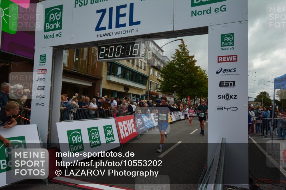 20.09.2026 - PSD Bank Halbmarathon LAZAROV Photography http://msf.ph/oto/10553202 20.09.2026 12:00:17 Ziel 1788, 1927, 2228, 2338, 2676, 3024, 3550, 3566, 3812, 4321, 4583, 4704, 4741 meine-sportfotos.de