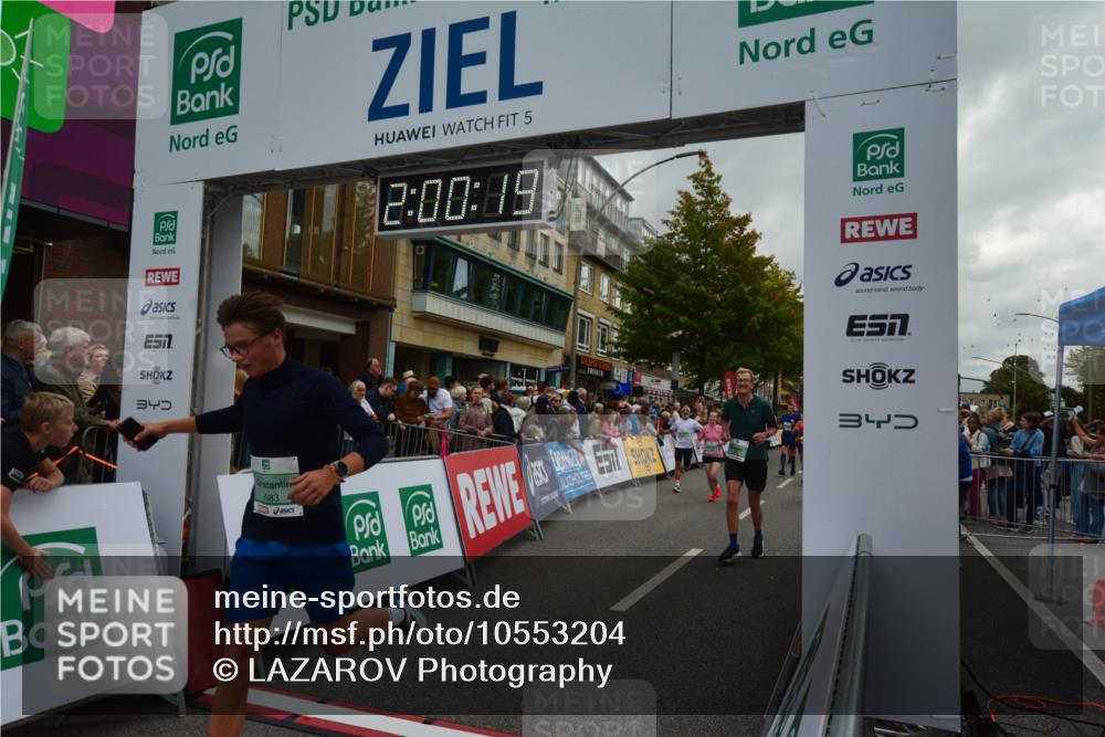 20.09.2026 - PSD Bank Halbmarathon LAZAROV Photography http://msf.ph/oto/10553204 20.09.2026 12:00:18 Ziel 1788, 1927, 2228, 2338, 2676, 3024, 3550, 3566, 3812, 4321, 4583, 4704, 4741 meine-sportfotos.de