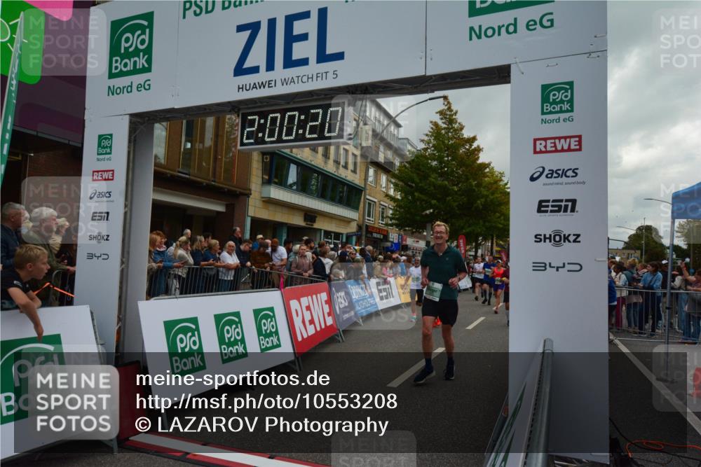 20.09.2026 - PSD Bank Halbmarathon LAZAROV Photography http://msf.ph/oto/10553208 20.09.2026 12:00:19 Ziel 1788, 2228, 2338, 2676, 3024, 3550, 3566, 3812, 4321, 4583, 4704, 4741 meine-sportfotos.de