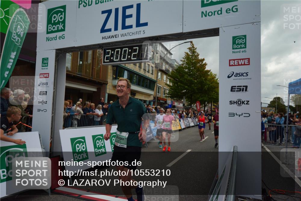 20.09.2026 - PSD Bank Halbmarathon LAZAROV Photography http://msf.ph/oto/10553210 20.09.2026 12:00:20 Ziel 1788, 2228, 2338, 2676, 3024, 3550, 3566, 3812, 4321, 4583, 4704, 4741 meine-sportfotos.de