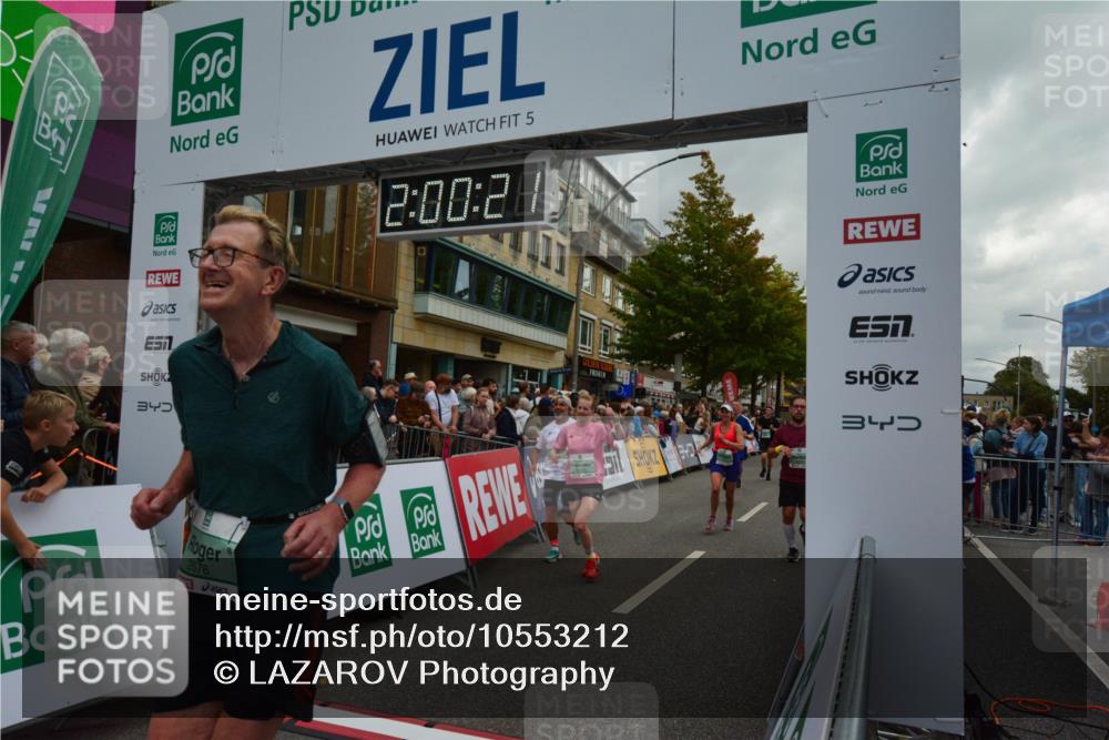20.09.2026 - PSD Bank Halbmarathon LAZAROV Photography http://msf.ph/oto/10553212 20.09.2026 12:00:20 Ziel 1788, 2228, 2338, 2676, 3024, 3550, 3566, 3812, 4321, 4583, 4704, 4741 meine-sportfotos.de