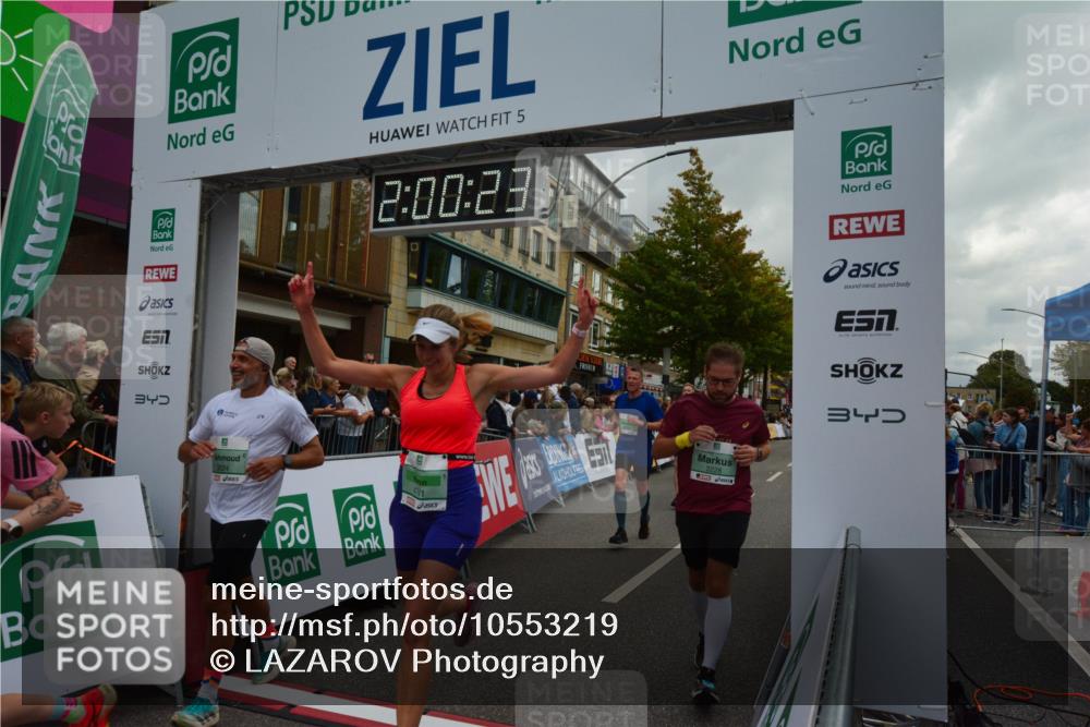 20.09.2026 - PSD Bank Halbmarathon LAZAROV Photography http://msf.ph/oto/10553219 20.09.2026 12:00:22 Ziel 2228, 2338, 2676, 2742, 3024, 3550, 3566, 3812, 4095, 4321, 4583, 4704, 4741 meine-sportfotos.de