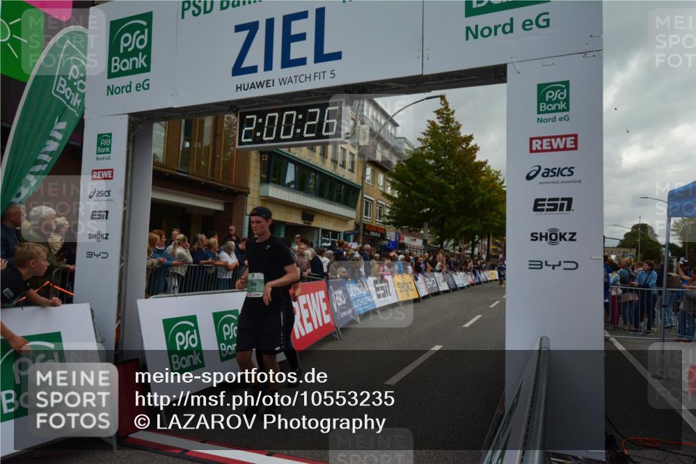 20.09.2026 - PSD Bank Halbmarathon LAZAROV Photography http://msf.ph/oto/10553235 20.09.2026 12:00:25 Ziel 1100, 2228, 2338, 2676, 2742, 3024, 3124, 3566, 3812, 4095, 4321, 4704, 4741 meine-sportfotos.de