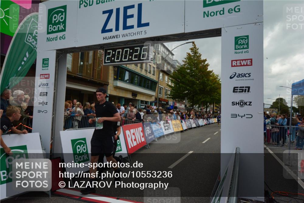20.09.2026 - PSD Bank Halbmarathon LAZAROV Photography http://msf.ph/oto/10553236 20.09.2026 12:00:26 Ziel 1100, 2228, 2338, 2676, 2742, 3024, 3124, 3566, 3812, 4095, 4321, 4704, 4741 meine-sportfotos.de