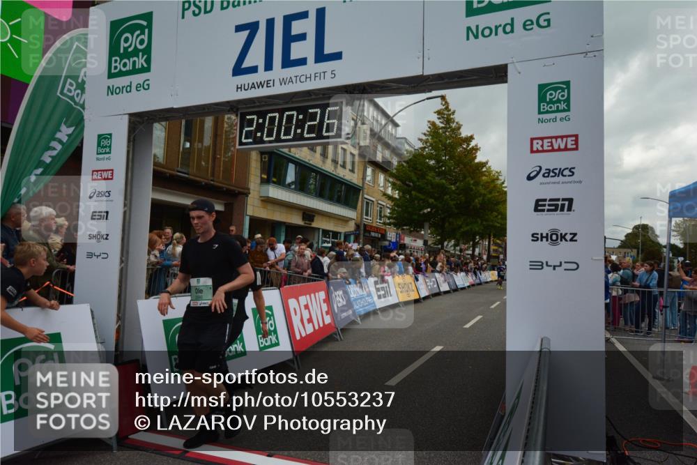 20.09.2026 - PSD Bank Halbmarathon LAZAROV Photography http://msf.ph/oto/10553237 20.09.2026 12:00:26 Ziel 1100, 2228, 2338, 2676, 2742, 3024, 3124, 3566, 3812, 4095, 4321, 4704, 4741 meine-sportfotos.de
