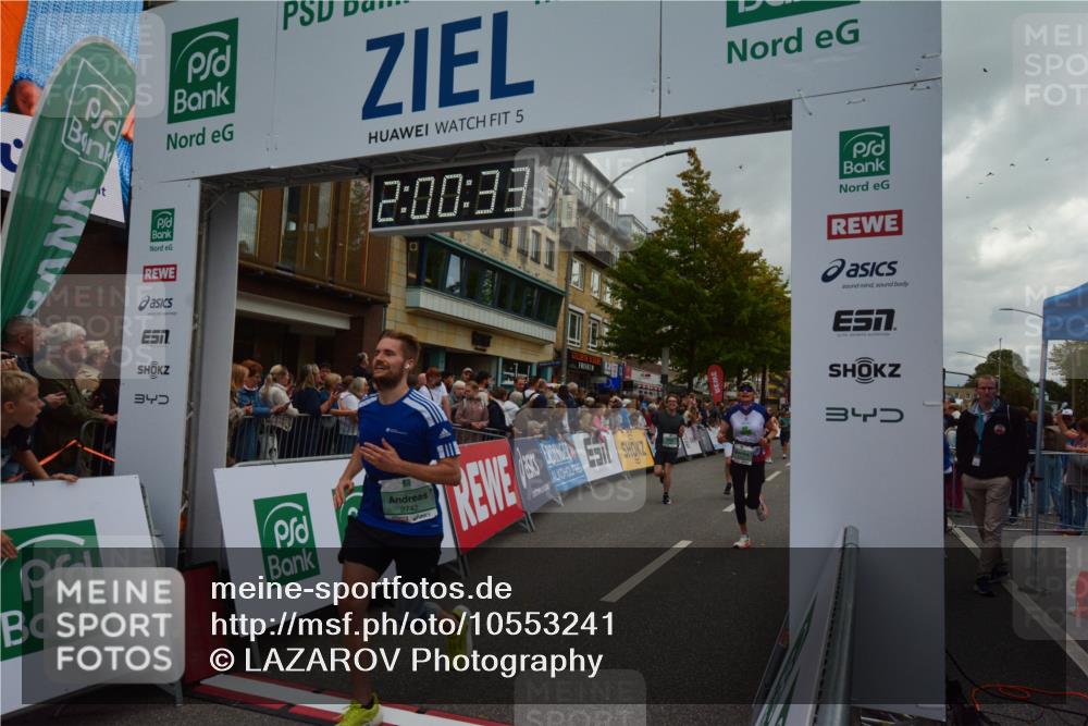 20.09.2026 - PSD Bank Halbmarathon LAZAROV Photography http://msf.ph/oto/10553241 20.09.2026 12:00:33 Ziel 1018, 1100, 1334, 1660, 2742, 2757, 3124, 3489, 3661, 3980, 4095, 4265, 4696 meine-sportfotos.de