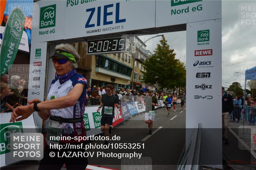 20.09.2026 - PSD Bank Halbmarathon LAZAROV Photography http://msf.ph/oto/10553251 20.09.2026 12:00:35 Ziel 1018, 1100, 1334, 1660, 2742, 2757, 3124, 3489, 3661, 3915, 3980, 4095, 4265, 4696 meine-sportfotos.de