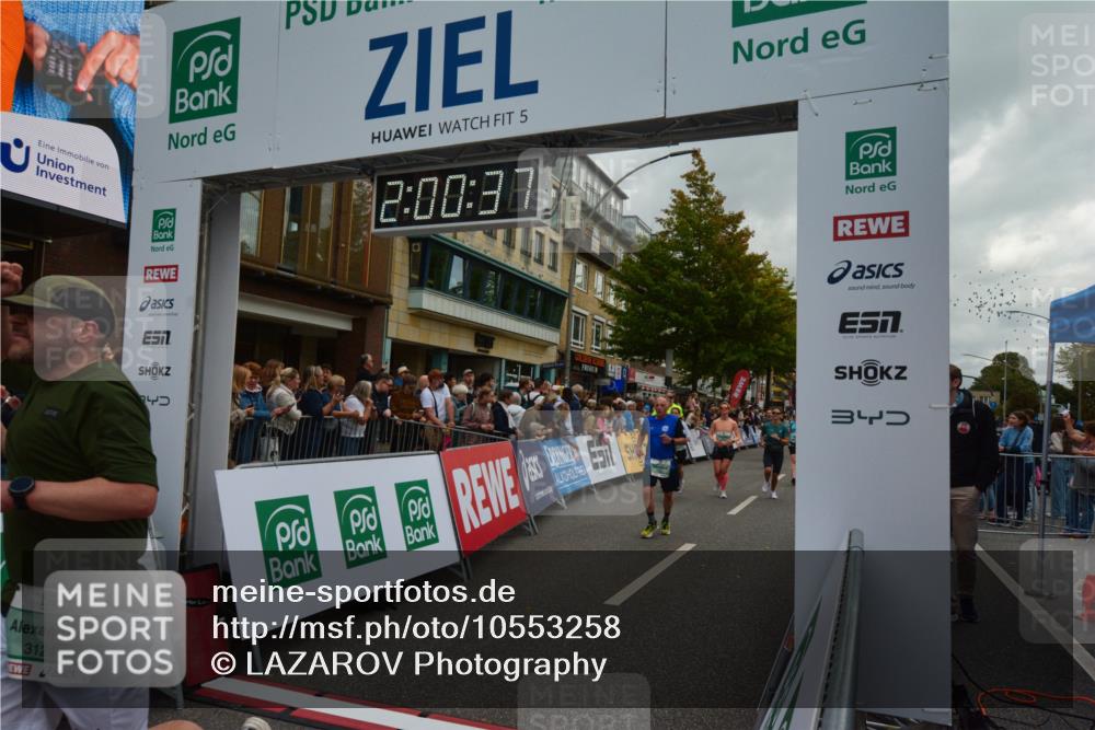 20.09.2026 - PSD Bank Halbmarathon LAZAROV Photography http://msf.ph/oto/10553258 20.09.2026 12:00:36 Ziel 1018, 1100, 1334, 1660, 2194, 2742, 2757, 2986, 3124, 3489, 3661, 3915, 3980, 4095, 4265, 4696 meine-sportfotos.de