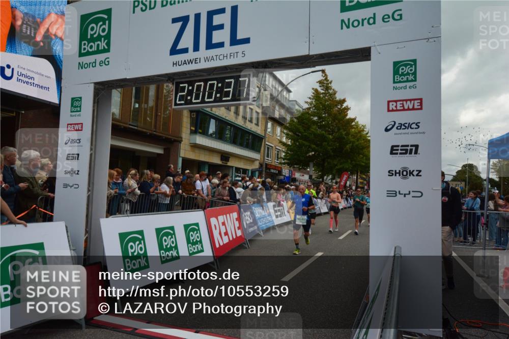 20.09.2026 - PSD Bank Halbmarathon LAZAROV Photography http://msf.ph/oto/10553259 20.09.2026 12:00:37 Ziel 1018, 1100, 1334, 1660, 2194, 2742, 2757, 2986, 3124, 3489, 3661, 3915, 3980, 4095, 4122, 4265, 4696 meine-sportfotos.de
