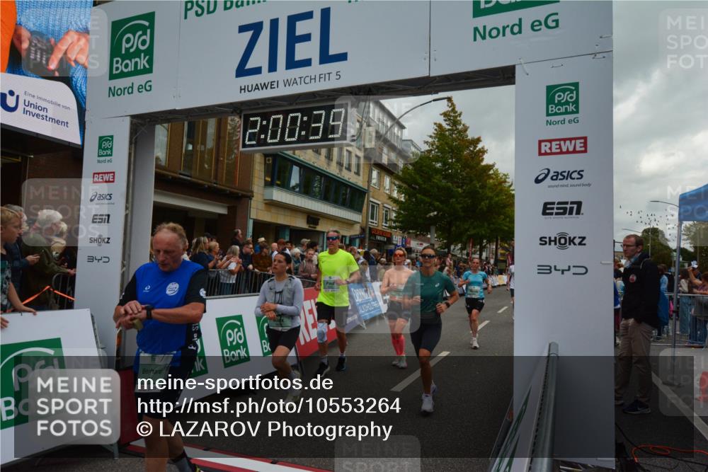 20.09.2026 - PSD Bank Halbmarathon LAZAROV Photography http://msf.ph/oto/10553264 20.09.2026 12:00:39 Ziel 1018, 1100, 1334, 1660, 2194, 2742, 2757, 2938, 2986, 3124, 3489, 3661, 3915, 3980, 4095, 4122, 4265, 4696 meine-sportfotos.de