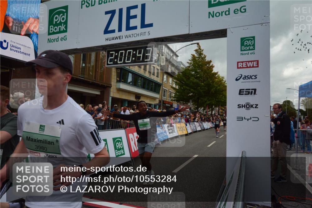 20.09.2026 - PSD Bank Halbmarathon LAZAROV Photography http://msf.ph/oto/10553284 20.09.2026 12:00:43 Ziel 1018, 1334, 1366, 1660, 2020, 2194, 2757, 2938, 2986, 3123, 3383, 3489, 3661, 3751, 3915, 3980, 4122, 4265, 4696 meine-sportfotos.de