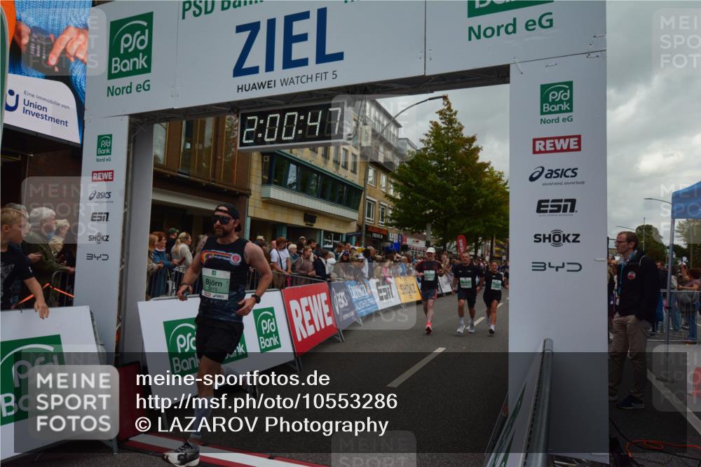 20.09.2026 - PSD Bank Halbmarathon LAZAROV Photography http://msf.ph/oto/10553286 20.09.2026 12:00:47 Ziel 1018, 1366, 1660, 2020, 2194, 2938, 2986, 3027, 3123, 3383, 3554, 3751, 3915, 3980, 4122, 4696 meine-sportfotos.de