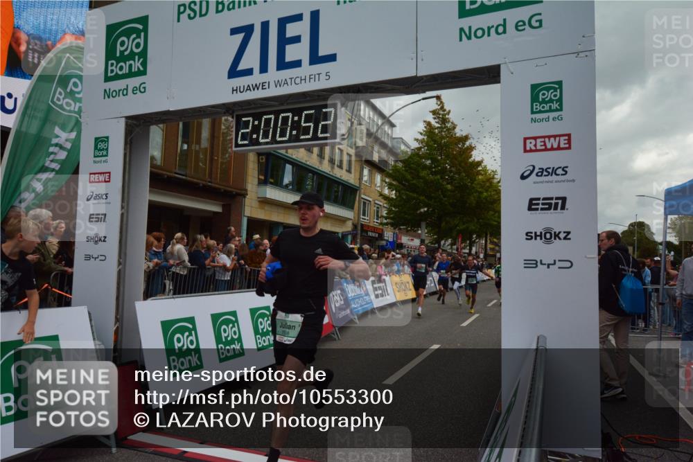 20.09.2026 - PSD Bank Halbmarathon LAZAROV Photography http://msf.ph/oto/10553300 20.09.2026 12:00:51 Ziel 1366, 2020, 2194, 2938, 2986, 3027, 3123, 3283, 3383, 3554, 3751, 3915, 4122 meine-sportfotos.de