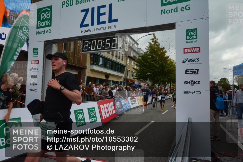 20.09.2026 - PSD Bank Halbmarathon LAZAROV Photography http://msf.ph/oto/10553302 20.09.2026 12:00:51 Ziel 1366, 2020, 2194, 2938, 2986, 3027, 3123, 3283, 3383, 3554, 3751, 3915, 4122 meine-sportfotos.de