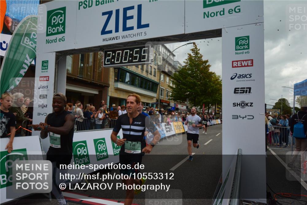 20.09.2026 - PSD Bank Halbmarathon LAZAROV Photography http://msf.ph/oto/10553312 20.09.2026 12:00:54 Ziel 1271, 1366, 1682, 2020, 2194, 2938, 2986, 3027, 3123, 3283, 3368, 3383, 3554, 3751, 4122 meine-sportfotos.de