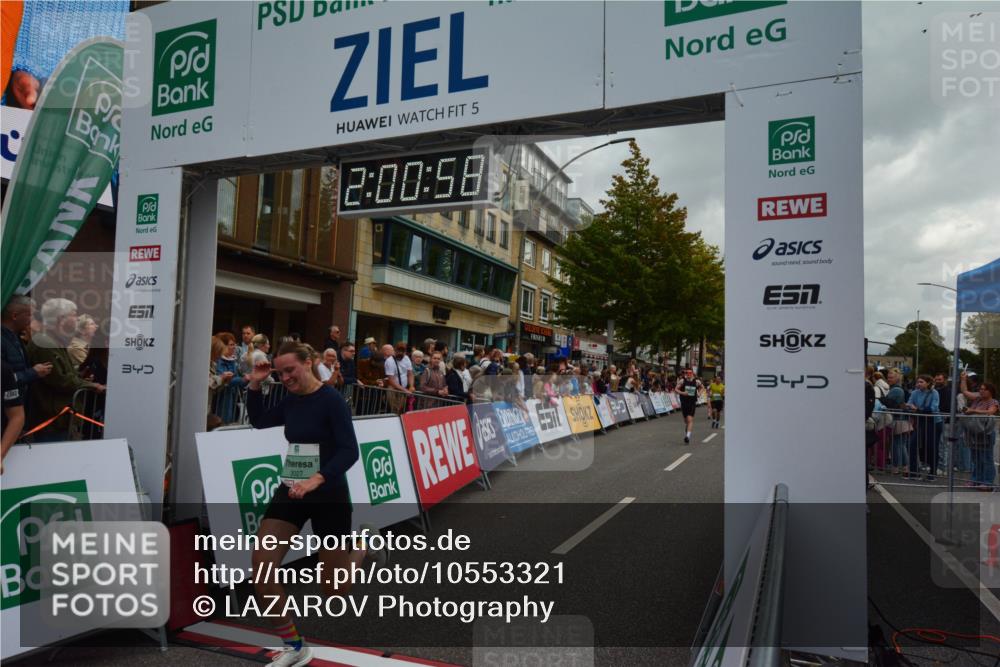 20.09.2026 - PSD Bank Halbmarathon LAZAROV Photography http://msf.ph/oto/10553321 20.09.2026 12:00:57 Ziel 1271, 1366, 1682, 2020, 2567, 2938, 3027, 3123, 3283, 3368, 3383, 3554, 3751, 4199 meine-sportfotos.de