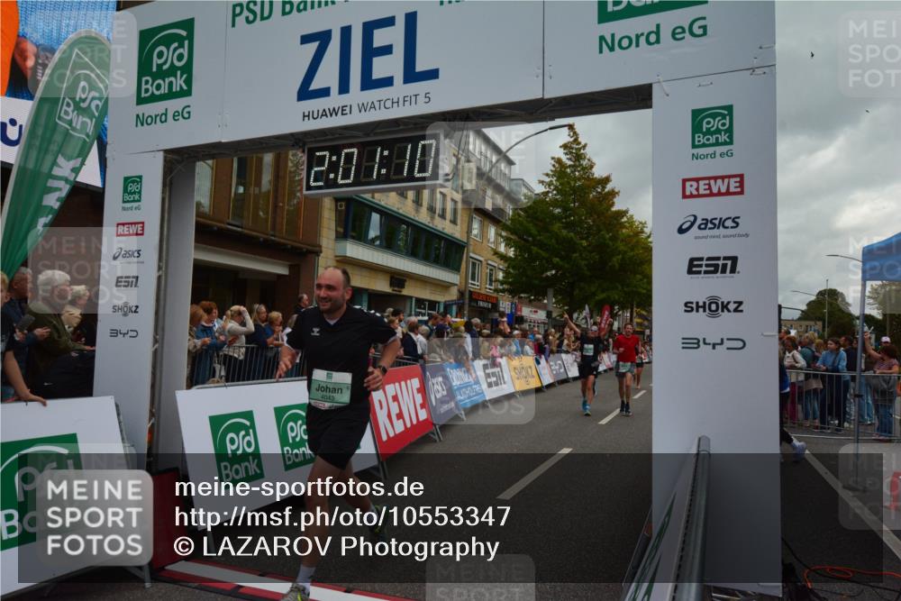 20.09.2026 - PSD Bank Halbmarathon LAZAROV Photography http://msf.ph/oto/10553347 20.09.2026 12:01:10 Ziel 1027, 1271, 1451, 1641, 1682, 1818, 2375, 2527, 2567, 3368, 3789, 4043, 4199 meine-sportfotos.de