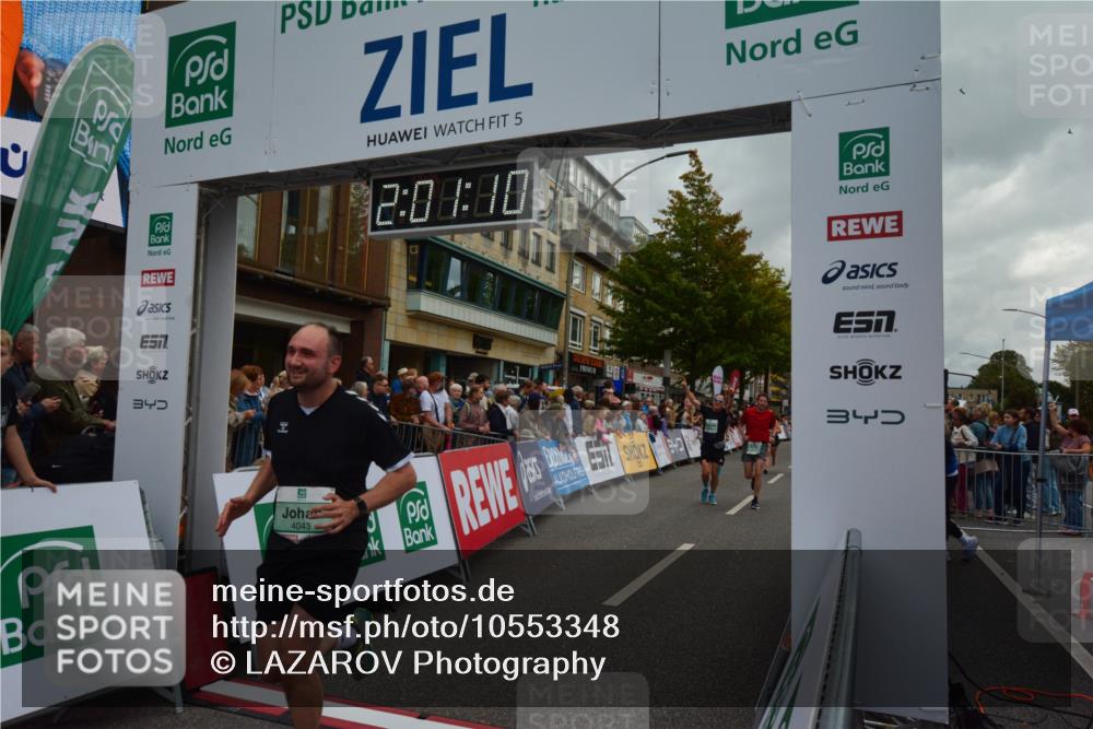 20.09.2026 - PSD Bank Halbmarathon LAZAROV Photography http://msf.ph/oto/10553348 20.09.2026 12:01:10 Ziel 1027, 1271, 1451, 1641, 1682, 1818, 2375, 2527, 2567, 3368, 3789, 4043, 4199 meine-sportfotos.de