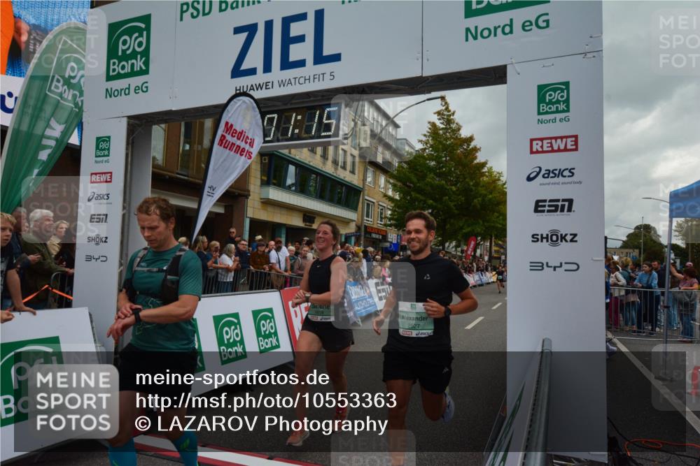 20.09.2026 - PSD Bank Halbmarathon LAZAROV Photography http://msf.ph/oto/10553363 20.09.2026 12:01:15 Ziel 1027, 1451, 1641, 1818, 1928, 2142, 2174, 2375, 2494, 2527, 2661, 2748, 3789, 4043, 4334 meine-sportfotos.de