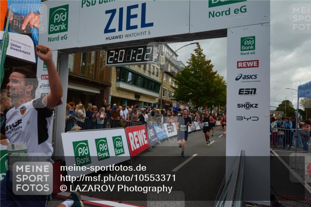 20.09.2026 - PSD Bank Halbmarathon LAZAROV Photography http://msf.ph/oto/10553371 20.09.2026 12:01:22 Ziel 1027, 1641, 1928, 1933, 1999, 2142, 2174, 2189, 2383, 2494, 2661, 2748, 3271, 3492, 4334 meine-sportfotos.de