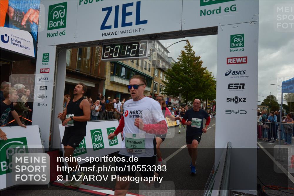 20.09.2026 - PSD Bank Halbmarathon LAZAROV Photography http://msf.ph/oto/10553383 20.09.2026 12:01:25 Ziel 1027, 1328, 1382, 1641, 1928, 1933, 1999, 2142, 2174, 2189, 2383, 2494, 2661, 2748, 3148, 3271, 3446, 3492, 4334 meine-sportfotos.de