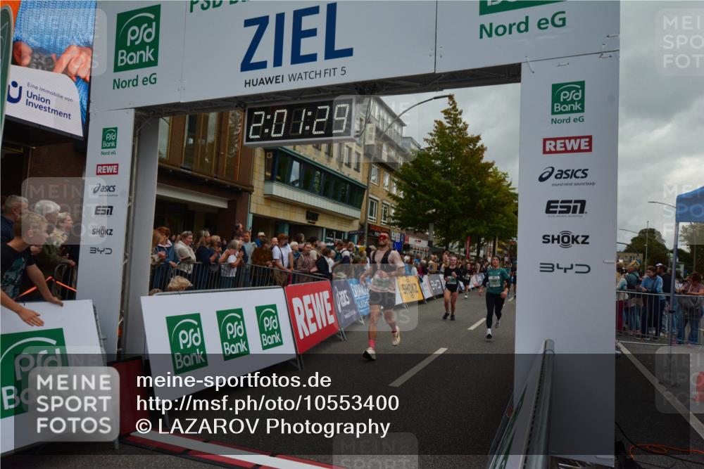 20.09.2026 - PSD Bank Halbmarathon LAZAROV Photography http://msf.ph/oto/10553400 20.09.2026 12:01:28 Ziel 1027, 1142, 1328, 1382, 1393, 1641, 1928, 1933, 1999, 2142, 2174, 2189, 2383, 2397, 2494, 2661, 2748, 3148, 3271, 3446, 3492, 4334 meine-sportfotos.de