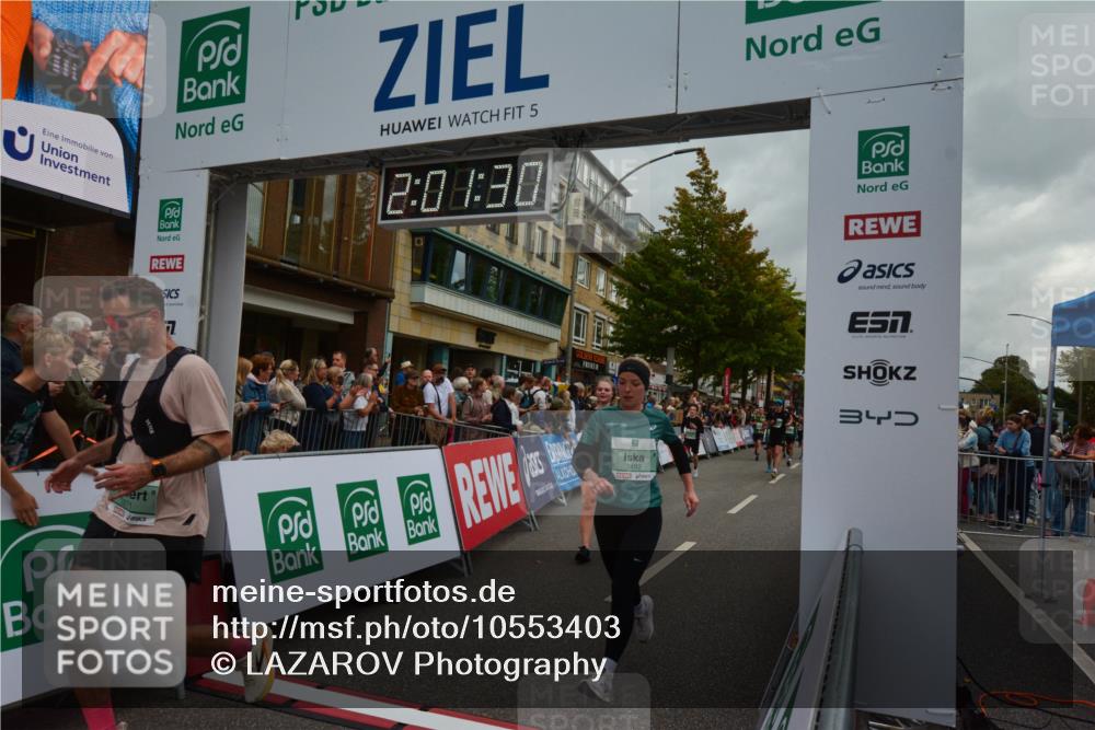 20.09.2026 - PSD Bank Halbmarathon LAZAROV Photography http://msf.ph/oto/10553403 20.09.2026 12:01:30 Ziel 1142, 1227, 1328, 1382, 1393, 1933, 1999, 2142, 2174, 2189, 2383, 2397, 2494, 2661, 2748, 3148, 3271, 3399, 3446, 3492, 4334, 4707 meine-sportfotos.de