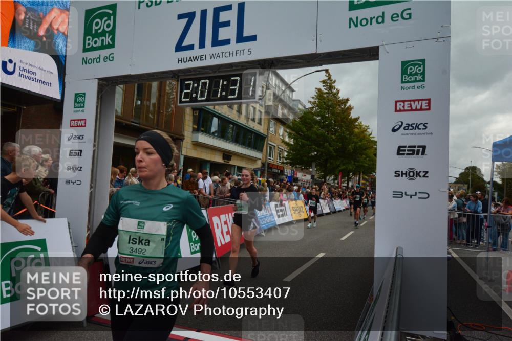 20.09.2026 - PSD Bank Halbmarathon LAZAROV Photography http://msf.ph/oto/10553407 20.09.2026 12:01:30 Ziel 1142, 1227, 1328, 1382, 1393, 1933, 1999, 2142, 2174, 2189, 2383, 2397, 2494, 2661, 2748, 3148, 3271, 3399, 3446, 3492, 4334, 4707 meine-sportfotos.de
