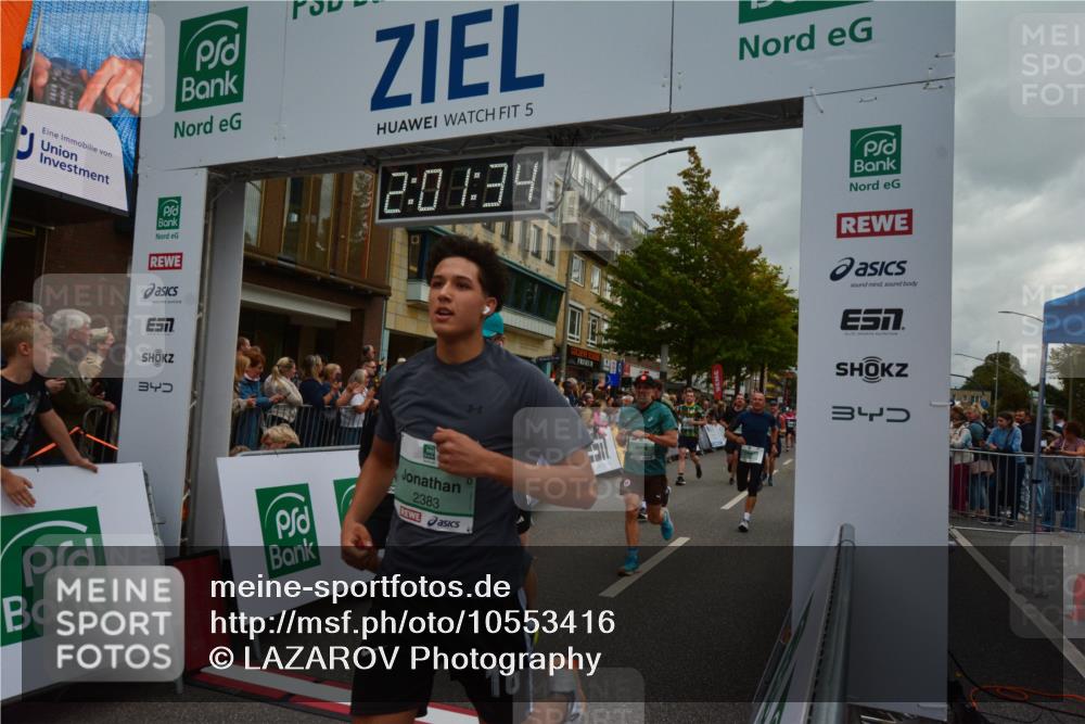 20.09.2026 - PSD Bank Halbmarathon LAZAROV Photography http://msf.ph/oto/10553416 20.09.2026 12:01:34 Ziel 1142, 1227, 1328, 1382, 1393, 1689, 1933, 1999, 2169, 2189, 2383, 2397, 3148, 3161, 3271, 3399, 3446, 3492, 3862, 4707 meine-sportfotos.de