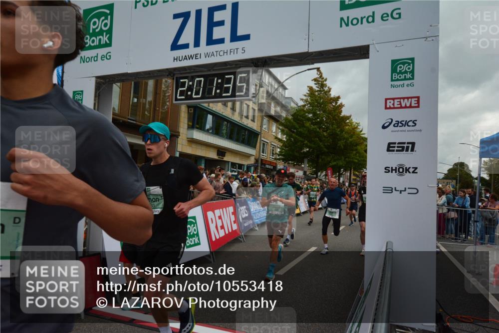 20.09.2026 - PSD Bank Halbmarathon LAZAROV Photography http://msf.ph/oto/10553418 20.09.2026 12:01:34 Ziel 1142, 1227, 1328, 1382, 1393, 1689, 1933, 1999, 2169, 2189, 2383, 2397, 3148, 3161, 3271, 3399, 3446, 3492, 3862, 4707 meine-sportfotos.de