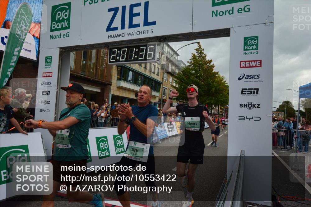 20.09.2026 - PSD Bank Halbmarathon LAZAROV Photography http://msf.ph/oto/10553422 20.09.2026 12:01:35 Ziel 1142, 1227, 1257, 1328, 1382, 1393, 1689, 1933, 1999, 2169, 2189, 2383, 2397, 3148, 3161, 3218, 3271, 3399, 3446, 3492, 3862, 4707 meine-sportfotos.de