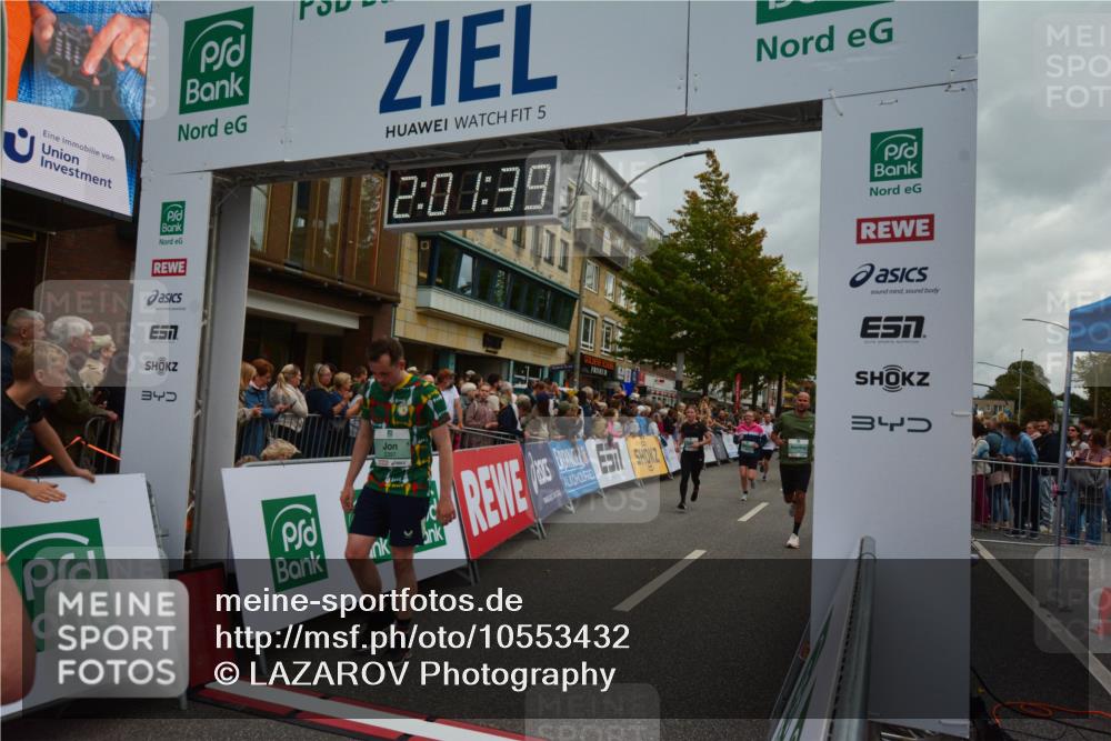 20.09.2026 - PSD Bank Halbmarathon LAZAROV Photography http://msf.ph/oto/10553432 20.09.2026 12:01:38 Ziel 1142, 1153, 1227, 1257, 1328, 1382, 1393, 1689, 1933, 2169, 2189, 2383, 2397, 3148, 3161, 3218, 3399, 3446, 3862, 4707 meine-sportfotos.de
