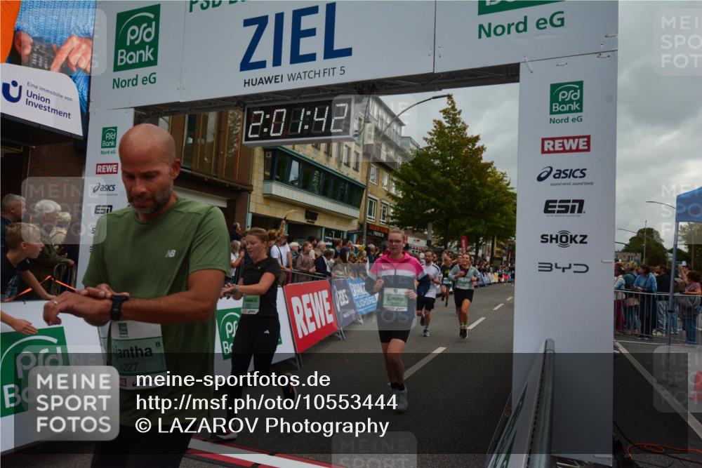 20.09.2026 - PSD Bank Halbmarathon LAZAROV Photography http://msf.ph/oto/10553444 20.09.2026 12:01:41 Ziel 1142, 1153, 1227, 1257, 1328, 1382, 1393, 1607, 1689, 2169, 2397, 2806, 3148, 3161, 3218, 3302, 3399, 3446, 3862, 4089, 4549, 4707 meine-sportfotos.de