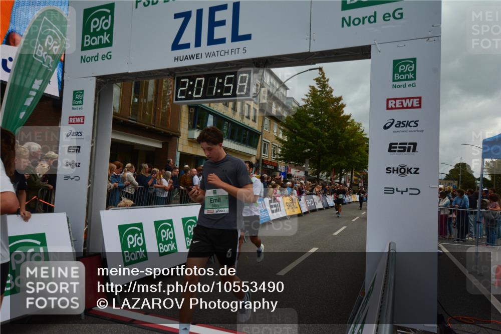 20.09.2026 - PSD Bank Halbmarathon LAZAROV Photography http://msf.ph/oto/10553490 20.09.2026 12:01:58 Ziel 1607, 2486, 2806, 2865, 2881, 2947, 2995, 3007, 3135, 3179, 3302, 3485, 3793, 4167, 4549, 4574, 4646, 4719 meine-sportfotos.de