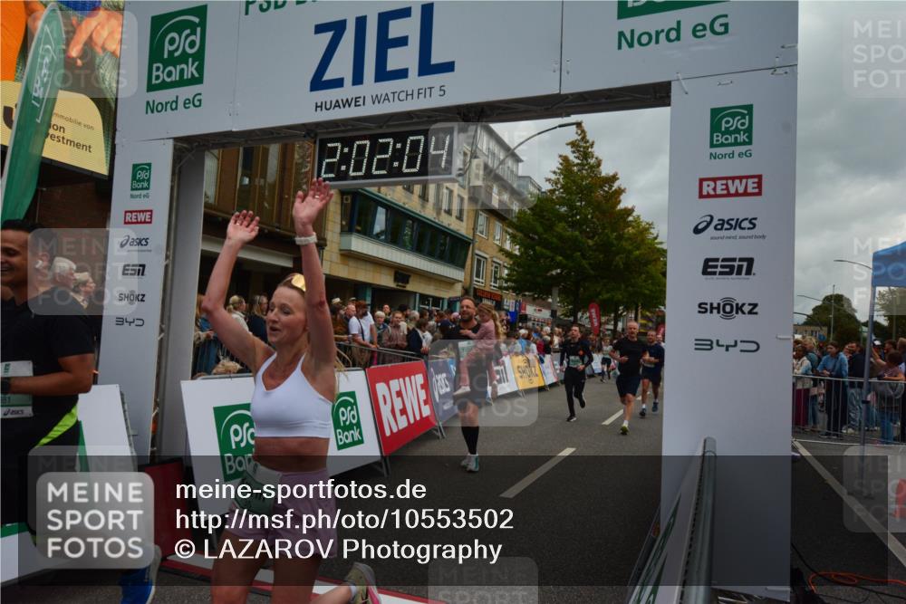 20.09.2026 - PSD Bank Halbmarathon LAZAROV Photography http://msf.ph/oto/10553502 20.09.2026 12:02:03 Ziel 1585, 1926, 2486, 2489, 2865, 2881, 2947, 2995, 3007, 3135, 3179, 3458, 3485, 3536, 3557, 3704, 3705, 3793, 4167, 4574, 4646, 4719 meine-sportfotos.de