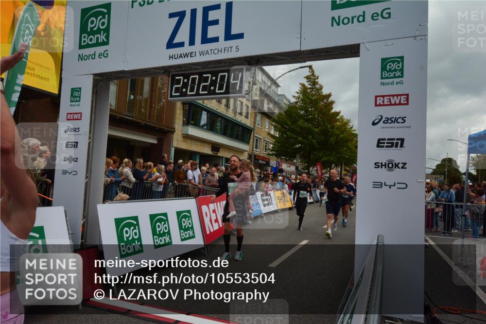 20.09.2026 - PSD Bank Halbmarathon LAZAROV Photography http://msf.ph/oto/10553504 20.09.2026 12:02:03 Ziel 1585, 1926, 2486, 2489, 2865, 2881, 2947, 2995, 3007, 3135, 3179, 3458, 3485, 3536, 3557, 3704, 3705, 3793, 4167, 4574, 4646, 4719 meine-sportfotos.de
