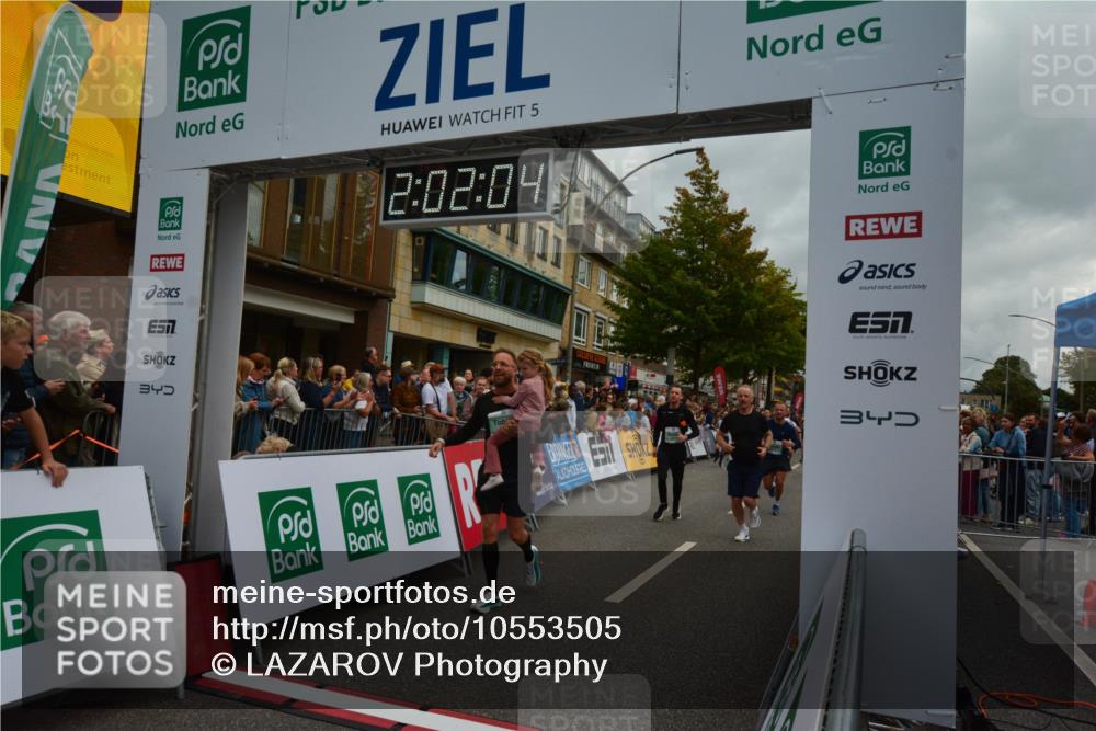 20.09.2026 - PSD Bank Halbmarathon LAZAROV Photography http://msf.ph/oto/10553505 20.09.2026 12:02:03 Ziel 1585, 1926, 2486, 2489, 2865, 2881, 2947, 2995, 3007, 3135, 3179, 3458, 3485, 3536, 3557, 3704, 3705, 3793, 4167, 4574, 4646, 4719 meine-sportfotos.de