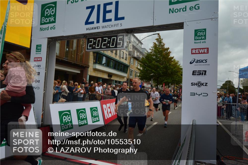 20.09.2026 - PSD Bank Halbmarathon LAZAROV Photography http://msf.ph/oto/10553510 20.09.2026 12:02:05 Ziel 1585, 1926, 2486, 2489, 2865, 2881, 2947, 2995, 3007, 3135, 3179, 3458, 3536, 3557, 3704, 3705, 3793, 4167, 4574, 4719 meine-sportfotos.de