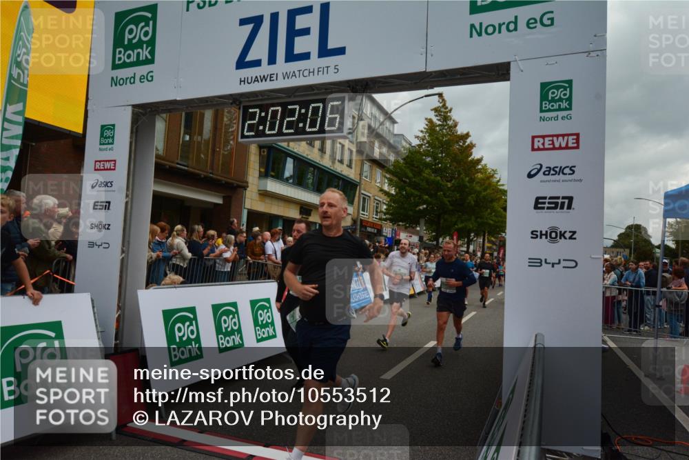 20.09.2026 - PSD Bank Halbmarathon LAZAROV Photography http://msf.ph/oto/10553512 20.09.2026 12:02:05 Ziel 1585, 1926, 2486, 2489, 2865, 2881, 2947, 2995, 3007, 3135, 3179, 3458, 3536, 3557, 3704, 3705, 3793, 4167, 4574, 4719 meine-sportfotos.de