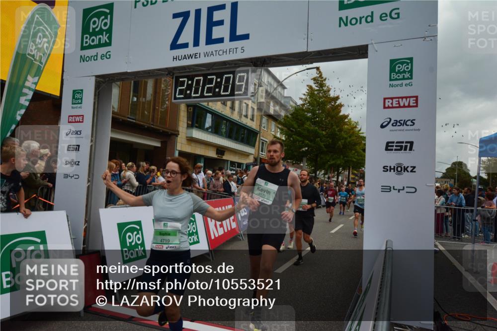 20.09.2026 - PSD Bank Halbmarathon LAZAROV Photography http://msf.ph/oto/10553521 20.09.2026 12:02:09 Ziel 1486, 1585, 1926, 2077, 2486, 2489, 2865, 2881, 2947, 3007, 3135, 3179, 3458, 3536, 3557, 3704, 3705, 3793, 4068, 4167, 4574, 4719 meine-sportfotos.de