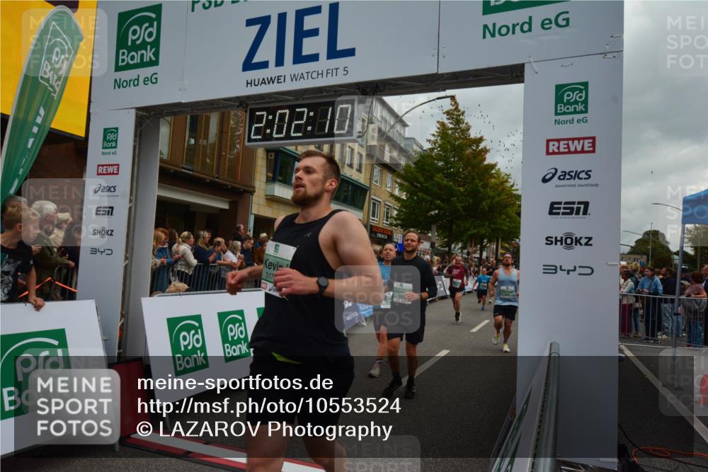 20.09.2026 - PSD Bank Halbmarathon LAZAROV Photography http://msf.ph/oto/10553524 20.09.2026 12:02:09 Ziel 1486, 1585, 1926, 2077, 2486, 2489, 2865, 2881, 2947, 3007, 3135, 3179, 3458, 3536, 3557, 3704, 3705, 3793, 4068, 4167, 4574, 4719 meine-sportfotos.de