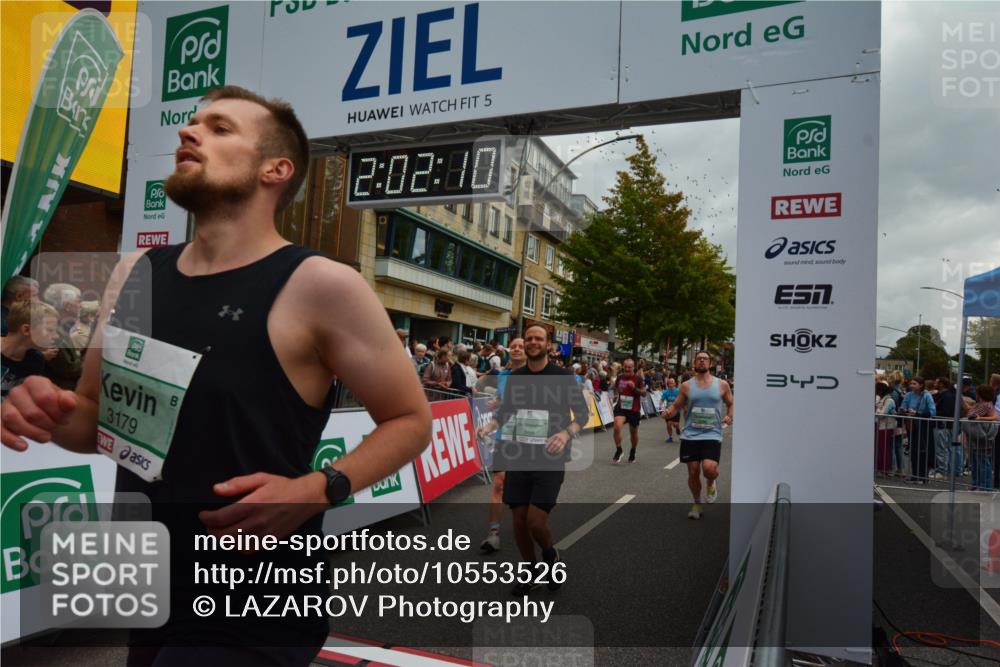 20.09.2026 - PSD Bank Halbmarathon LAZAROV Photography http://msf.ph/oto/10553526 20.09.2026 12:02:09 Ziel 1486, 1585, 1926, 2077, 2486, 2489, 2865, 2881, 2947, 3007, 3135, 3179, 3458, 3536, 3557, 3704, 3705, 3793, 4068, 4167, 4574, 4719 meine-sportfotos.de